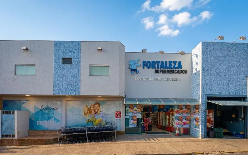 Fachada Loja 1 — Centro (Itajobi)